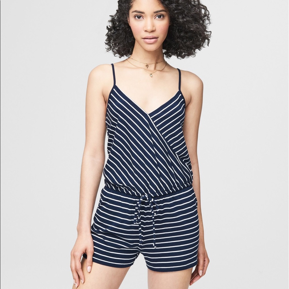 Aeropostale Striped Romper S/P
